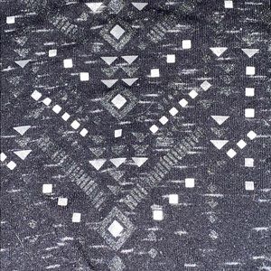 LONG SLEEVE H&M SHIRT (YOUTH SIZE)